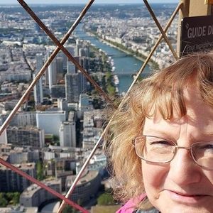 Meet your Posher, Debra